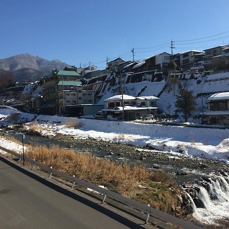 Отель Yudanaka Onsen Yamazakiya Яманути Экстерьер фото