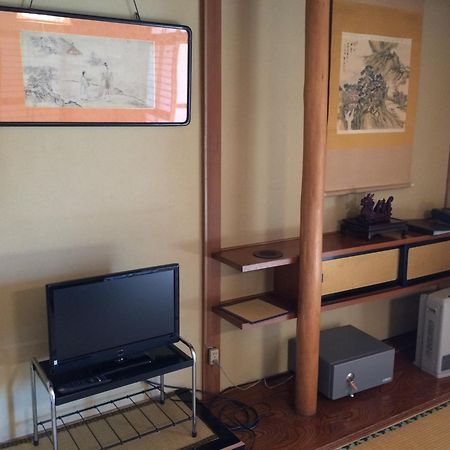 Отель Yudanaka Onsen Yamazakiya Яманути Экстерьер фото